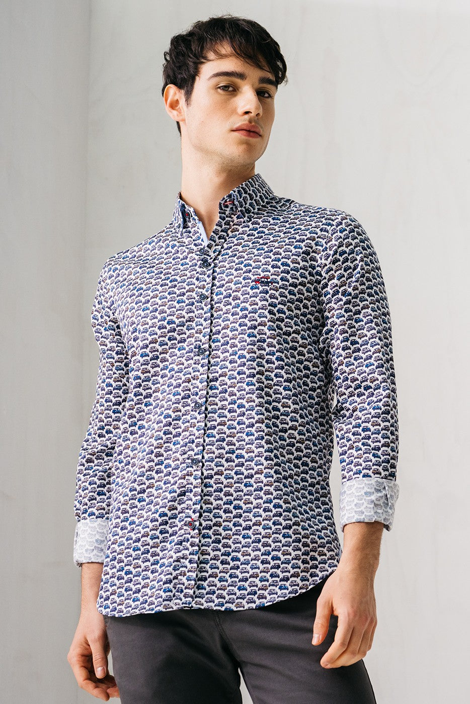 Camisa estampada hombre coches de carreras