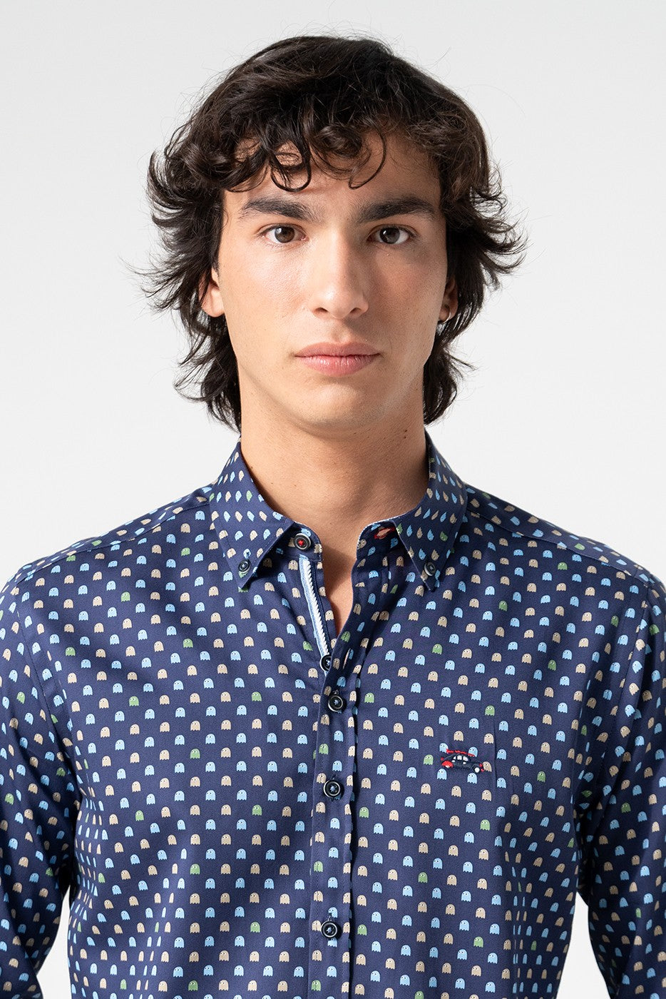 Camisa hombre estampado fantasmas fondo marino