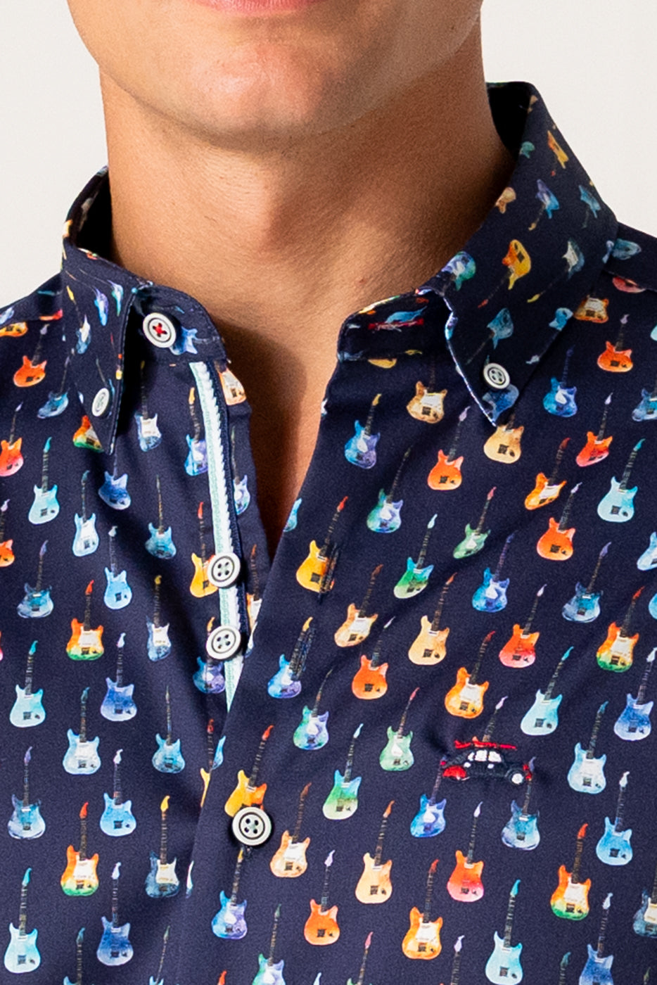 Camisa estampado guitarras multicolor slim fit hombre