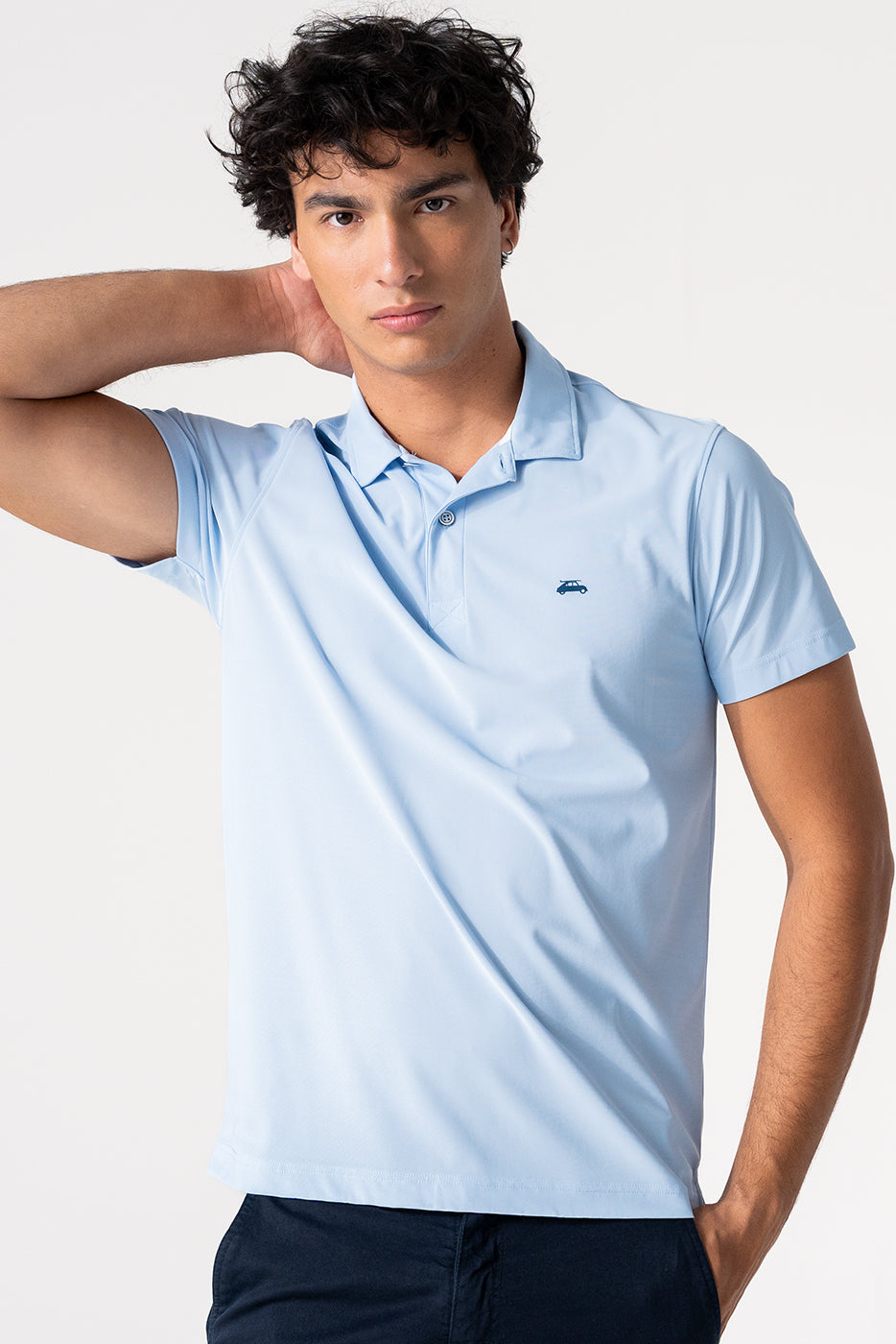 Polo hombre tejido técnico en celeste