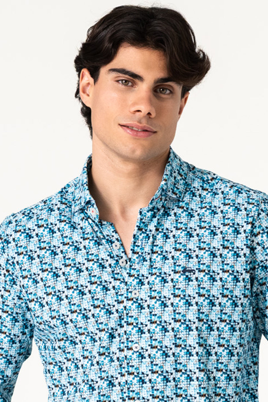 Camisa tejido ultralijero estampado geométrico