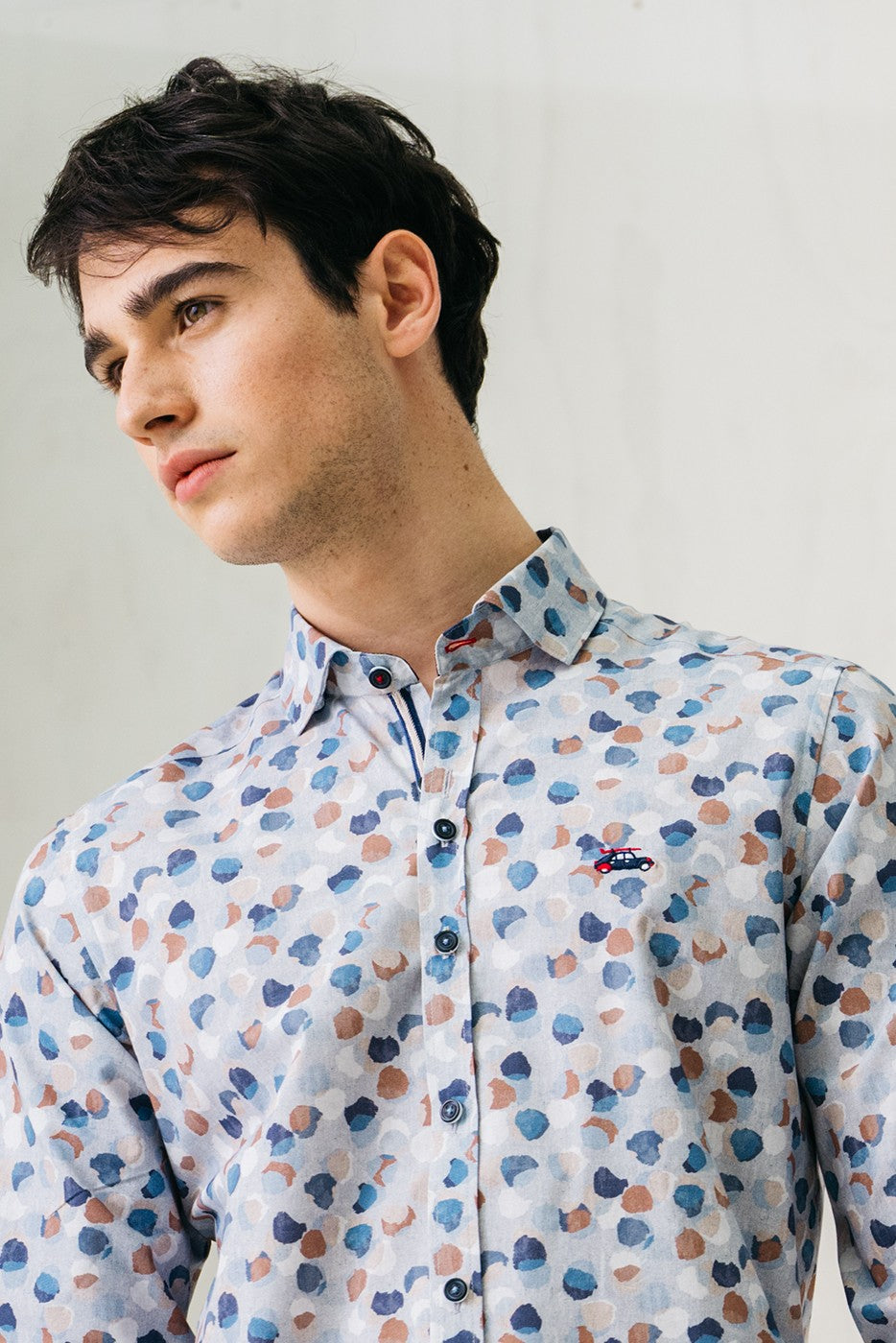 Camisa hombre estampado abstracto regular fit