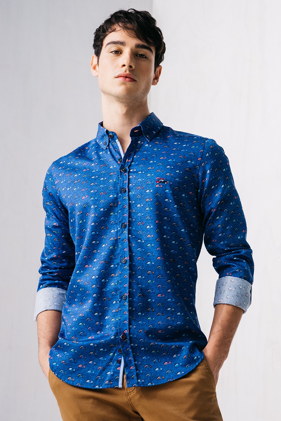 Camisa hombre regular fit mini vespas