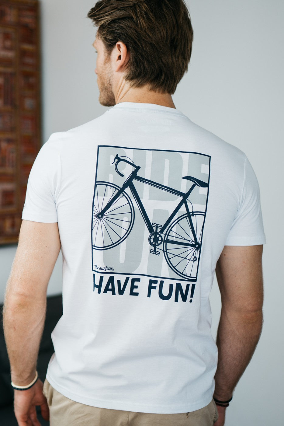 Camiseta manga corta bici blanca Ride On. Have Fun!