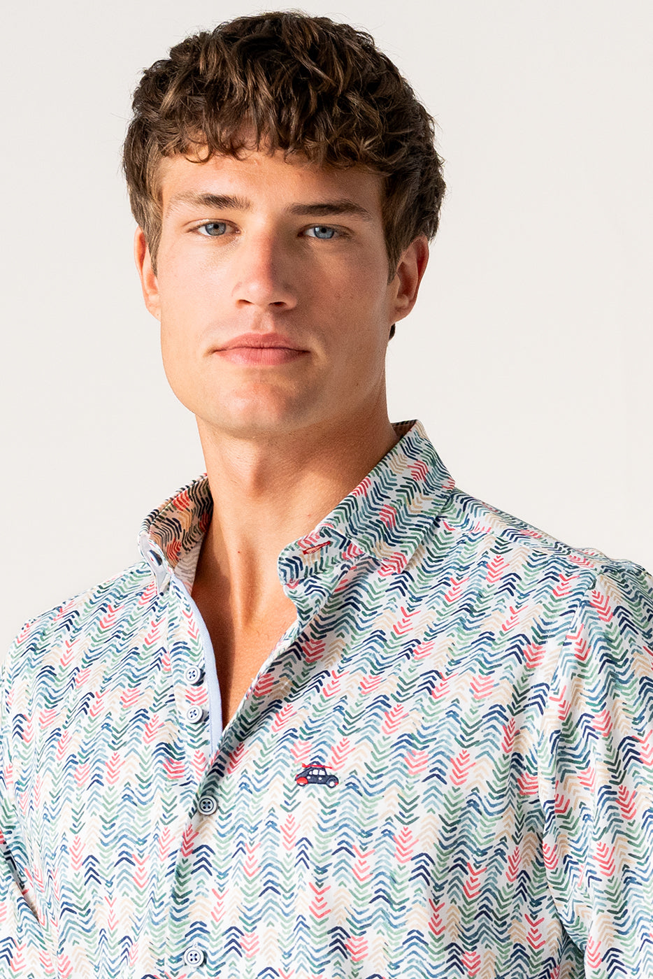 Camisa estampado geométrico hombre multicolor