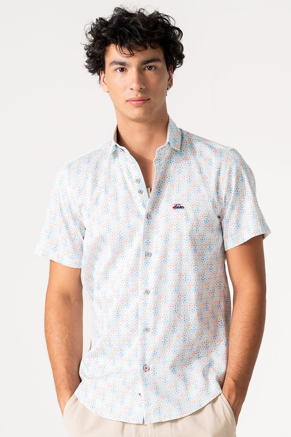 Camisa manga corta hombre estampado pelotas colores