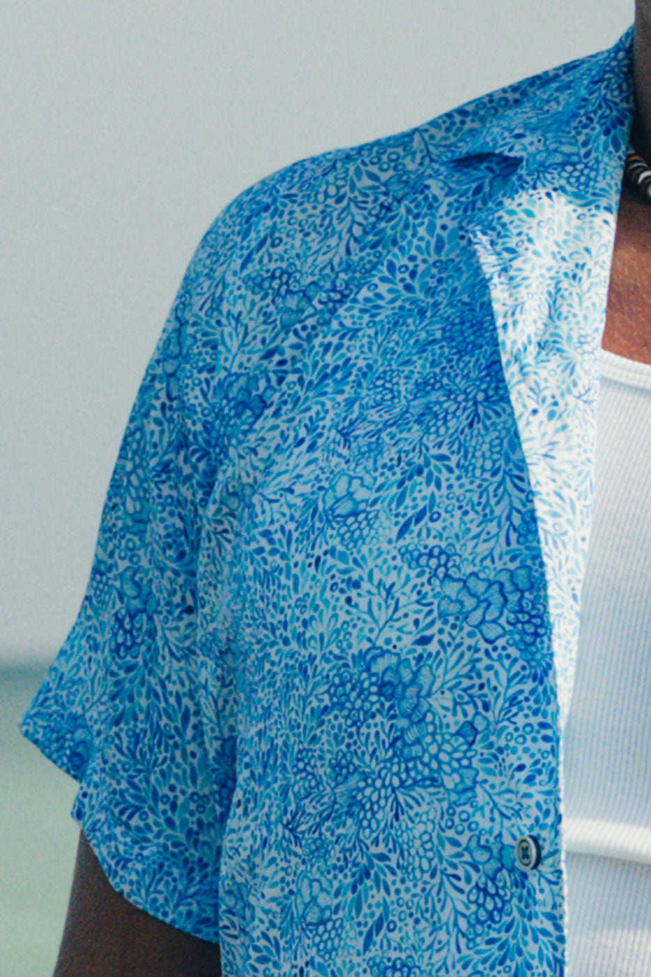 Camisa bowling hombre estampado azul