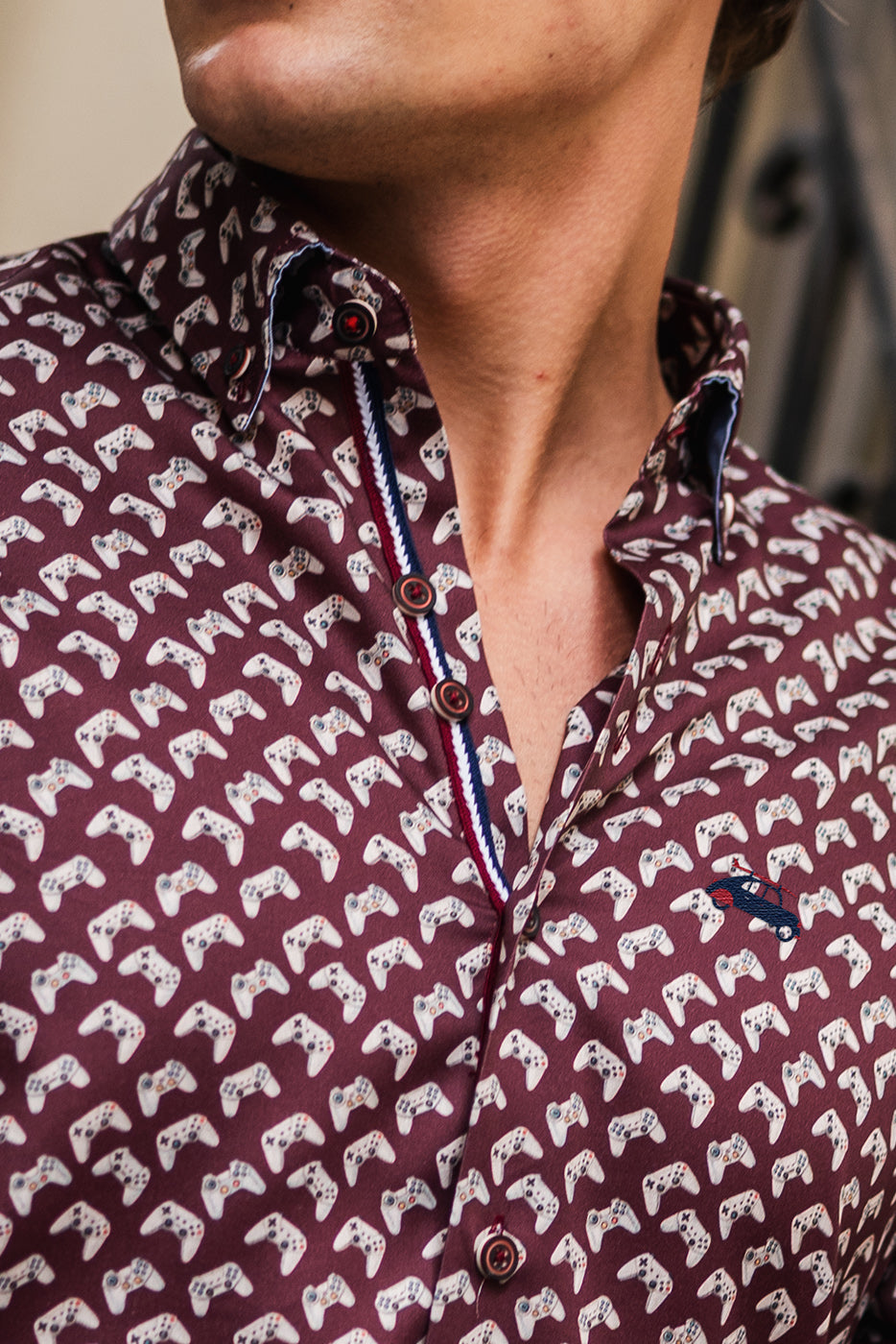 Camisa hombre estampado mandos gamer